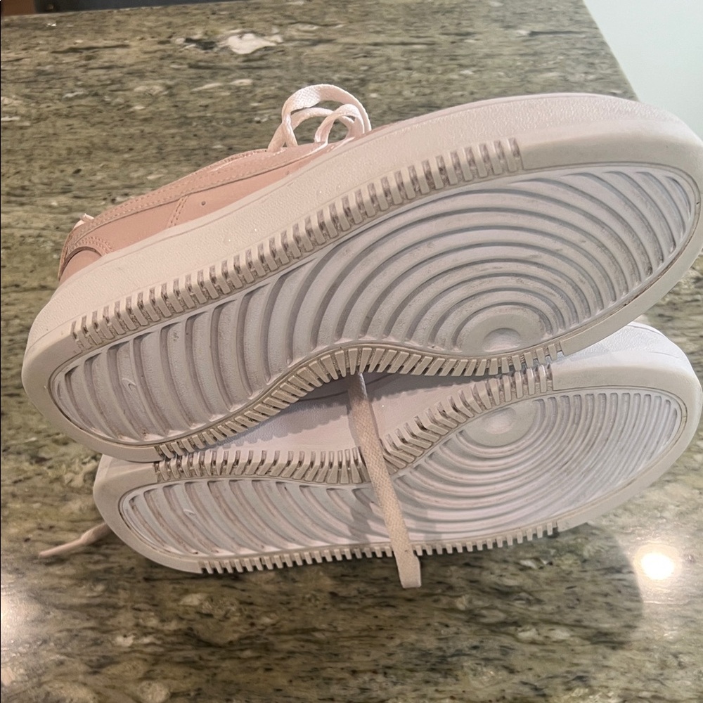 Nike Women's Air Force 1 Low Plt.Af.Orm 'Pink Oxford' size 8 - Picture 8 of 8